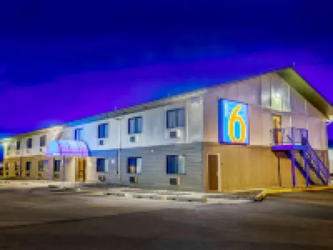 Motel 6 Duluth, MN Hotels in Duluth