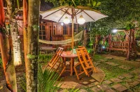 Wisma Pulau Merah Hotel dekat Wisata Pulau Merah