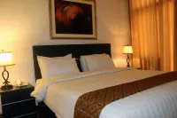 Mahkota Kayong Hotel Sukadana Hotels in Sutera