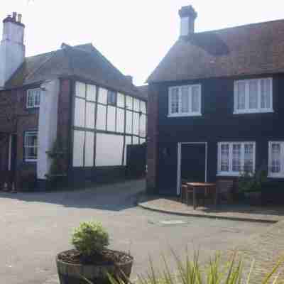 The Rose and Crown Hotel Exterior