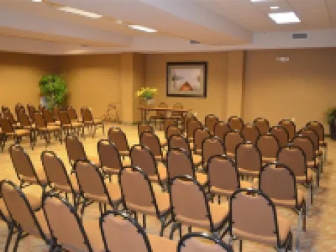 ジ イン アット クロス キーズ ステーション マドラスのホテル