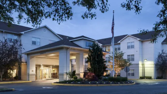 Homewood Suites by Hilton Newark - Cranford