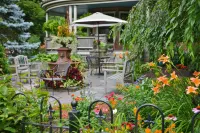 La Belle Auberge Hotels in Delmar Township