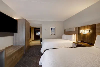 Holiday Inn Express & Suites Kansas City KU Medical Center Отели рядом с достопримечательностью «KU Medical Center»