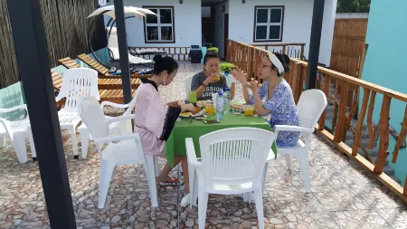 Madivaru Kro Отели рядом с достопримечательностью «Курамати»