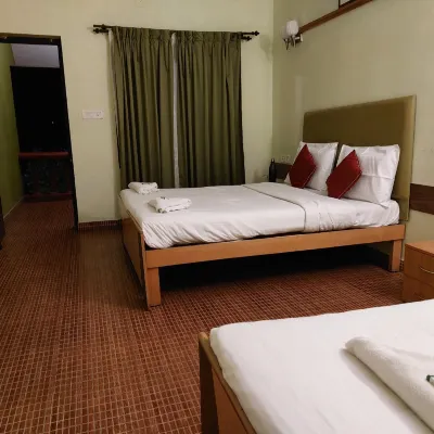Tiger Paw Resort Hotels near ERUMAD SIVA TEMPLE