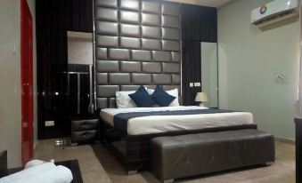 BoardWalk Hotel Wuse 2