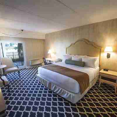 Molly Pitcher Inn Rooms