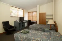 The Lodge Motel, Newman Hotels in Newman
