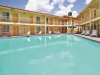 Howard Johnson by Wyndham Columbus Fort Moore Hotels in Columbus