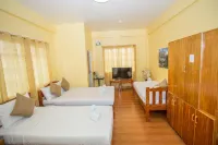 Midtown Inn Batanes Hotels in Basco