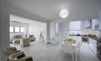 Larnaca Finikoudes Suite 405