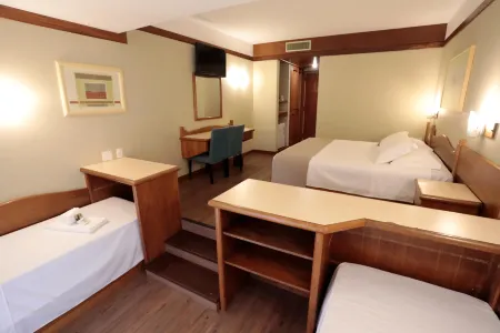 Tri Hotel Отели рядом с Canela Airport