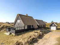 "Sten" - 100m from the Sea