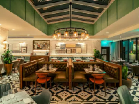 เดอะ เฟลโลส เฮ้าส์ แคมบริดจ์, คัรริโอ คอลเลกชัน โดย ฮิลตัน โรงแรมในเคมบริดจ์