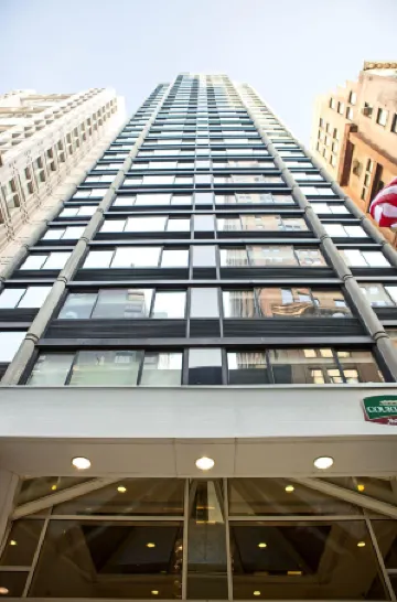 Courtyard New York Manhattan/Fifth Avenue Отели рядом с достопримечательностью «Рокфеллеровский центр»