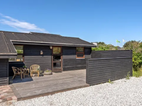 "Grubbe" - 600m from the Sea