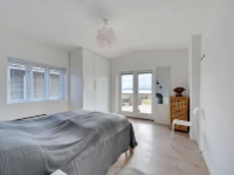 "Caren" - 125m to the Fjord Hotels in Holbaek