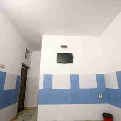 Hotel Gulshan (100 Mtrs from Dargah) Others