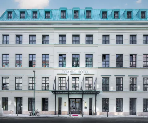 Titanic Gendarmenmarkt Berlin Hotels in Berlin