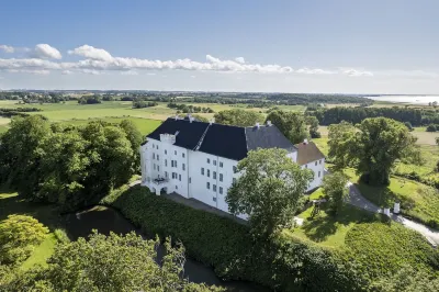 Dragsholm Slot Hotels in 