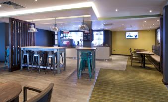 Premier Inn Cheltenham Town Centre