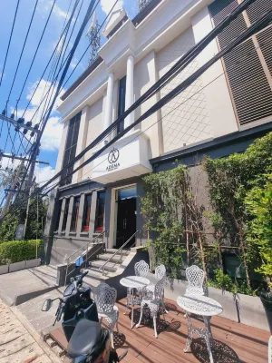 Adema Boutique Karon Hotel in zona South Siam Divers