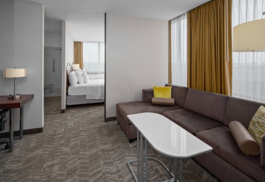 스위트 객실 내부 모습