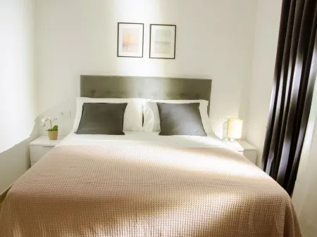 Garden Villa Отели в г. Sveti Filip i Jakov