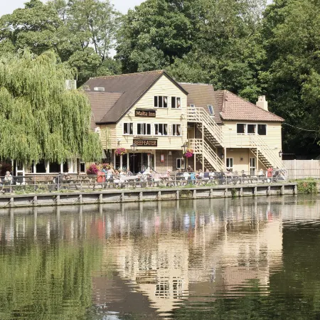 Premier Inn Maidstone (Sandling) Отели рядом с достопримечательностью «Бренчли Гарденс»