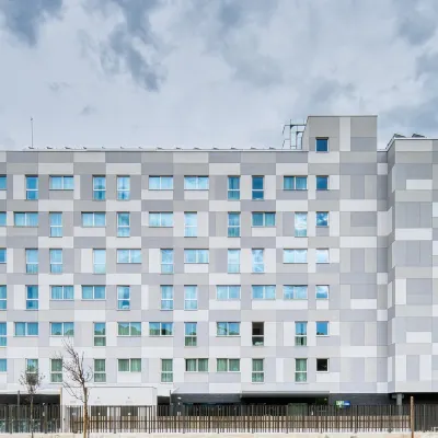 Holiday Inn Express MADRID - AIRPORT by IHG Отели рядом с достопримечательностью «Барахас»