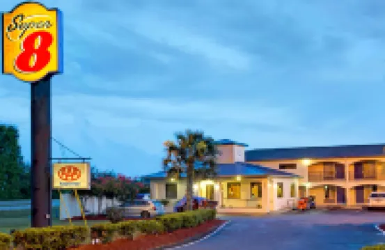 Super 8 by Wyndham Walterboro