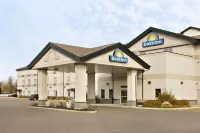 Days Inn by Wyndham Thunder Bay North - Gym