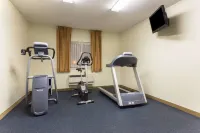 Days Inn by Wyndham Colorado Springs Airport - Gym