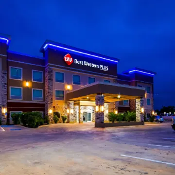 Best Western Plus Dilley Inn  Suites