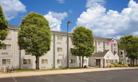 Microtel Inn & Suites by Wyndham Madison East