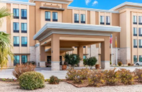 La Quinta Inn & Suites by Wyndham Carlsbad