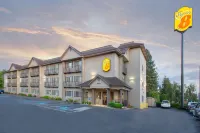 Super 8 by Wyndham Springfield/Eugene