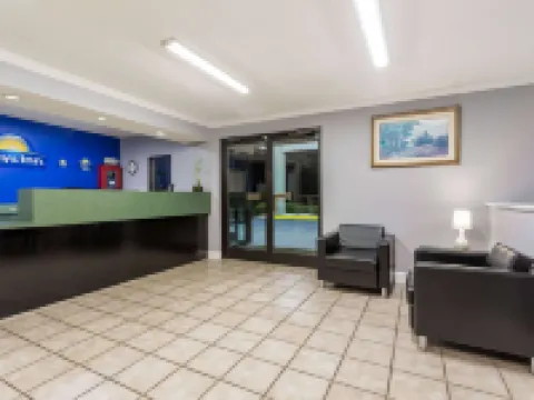 Days Inn by Wyndham Lugoff Hotels in Lugoff