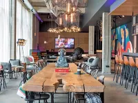 Moxy Copenhagen Hotels near Sydhavnen