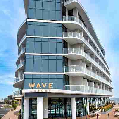 Wave Resort Hotel Exterior