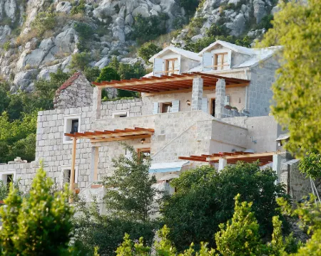 Juraj Hotels in Jesenice