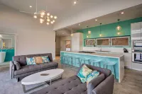 Luxury St Croix Home w/ Oceanfront Pool & Views - Pysäköinti