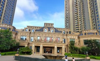 Zhiwen Seaview Mountain and Sea Mansion Homestay (Lvshun South Road)