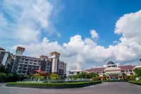 Summit Windmill Golf Suite Hotel at Suvarnabhumi