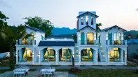 Khách sạn Green Town Mộc Châu Các khách sạn gần Thung Lung Mu Náu