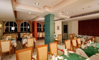 Hotel Olive International - Housity