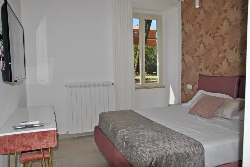 Sea Breeze Seafront Flat