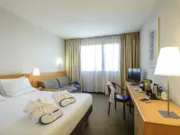 都靈科爾索朱利奧凱薩諾富特飯店