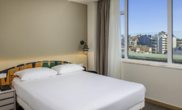 Ibis Styles Lisboa Centro Liberdade NE